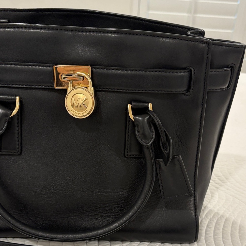 MICHAEL Michael Kors Black Hamilton Satchel with Gold Accents - Picture 4 of 15